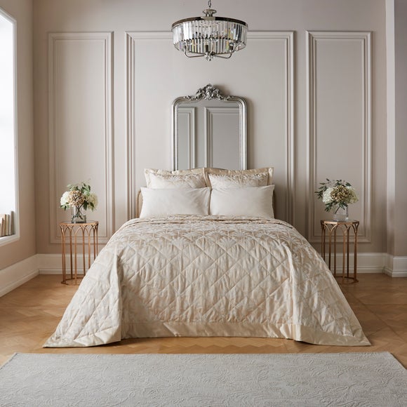 Dorma Luxe Palms Bedspread, product image 3