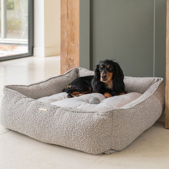 Lords and Labradors Boucle Box Dog Bed, product image 1