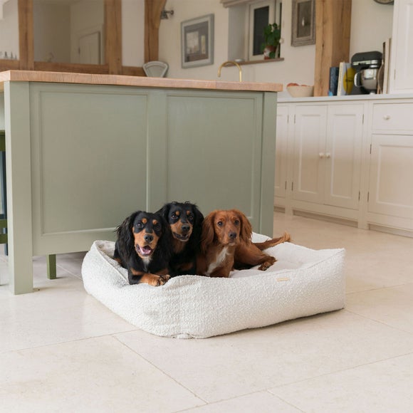 Lords and Labradors Boucle Box Dog Bed, product image 6